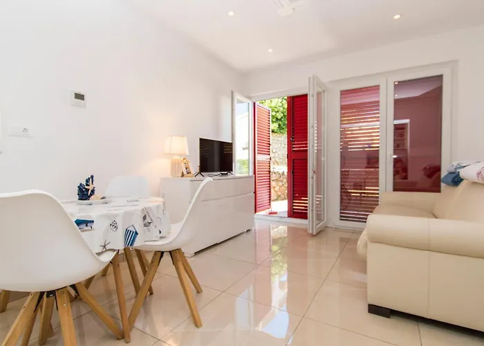 Apartment Dora Pag Pag Town